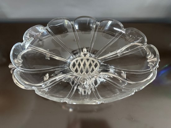 Baccarat, Centre De Table En Bronze Argente Et Cristal Epoque XIXeme