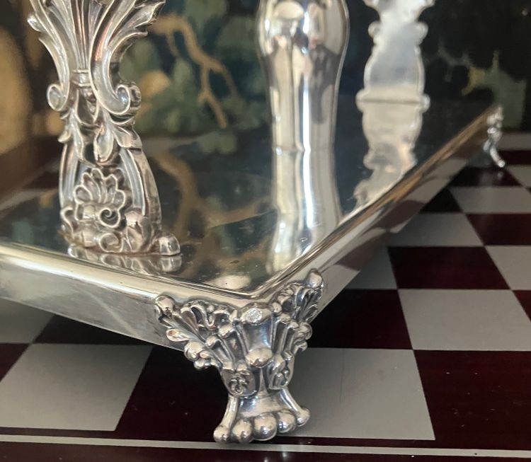 Very beautiful silver-plated metal oil and vinegar set from the Empire-Restoration period