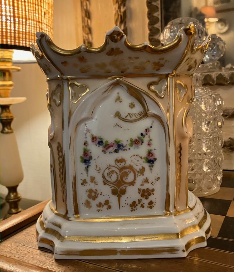 Beautiful antique night light in fine Parisian porcelain from the Charles X period