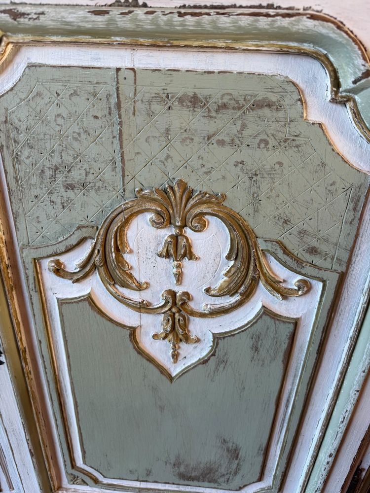 Louis XV style Liège buffet dating from the early 19th century, beautiful patina