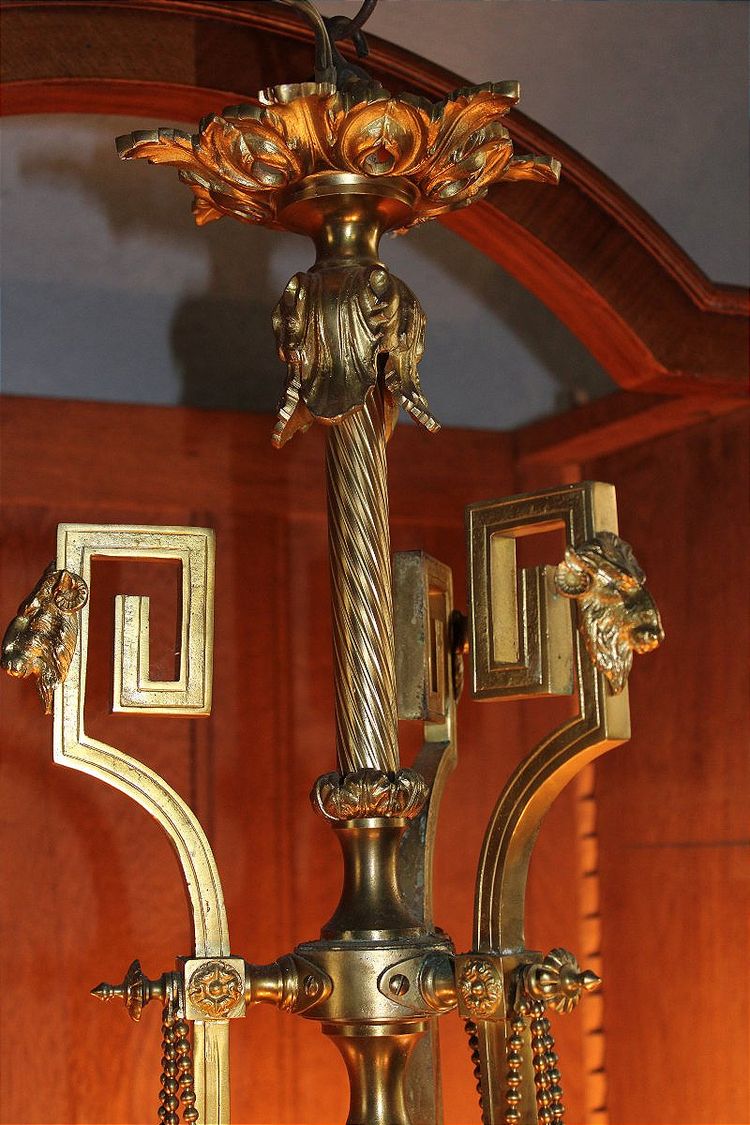 Louis XVI style bronze chandelier with 6 lights, 19th century