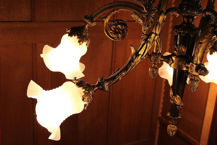 Louis XVI style bronze chandelier with 6 lights, 19th century