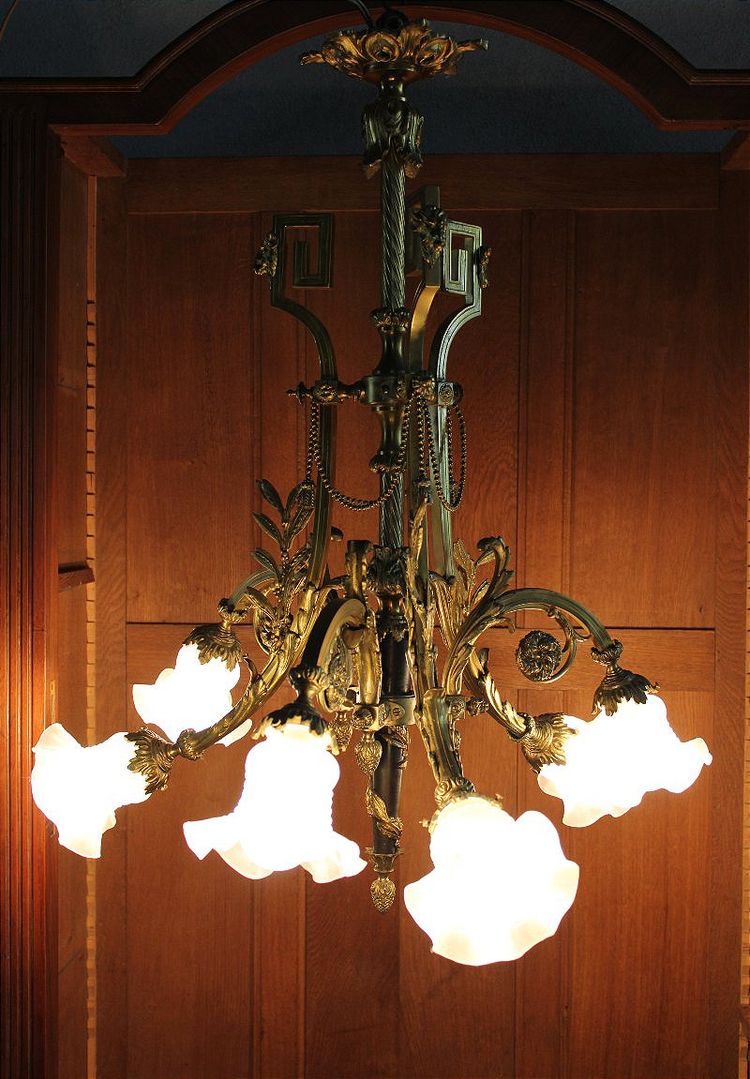 Louis XVI style bronze chandelier with 6 lights, 19th century