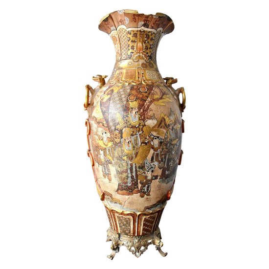 Large Japanese Vase In Satsuma Nineteenth Time