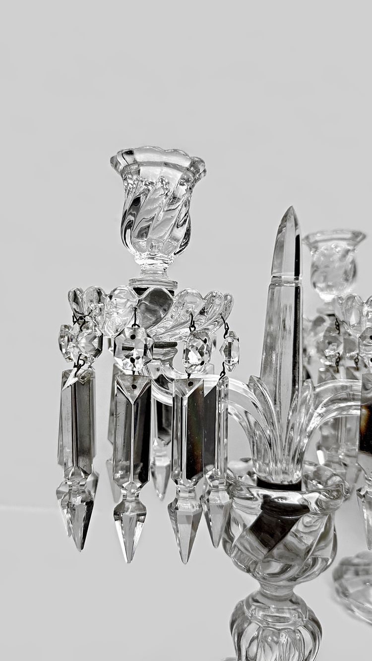 Baccarat, paire de girandoles à deux lumières, modèle Bambou Tors