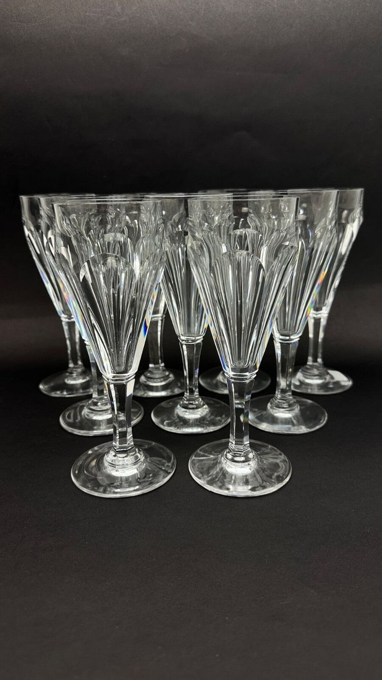 Baccarat, set di 9 flûte da champagne modello Duchesse De Dino