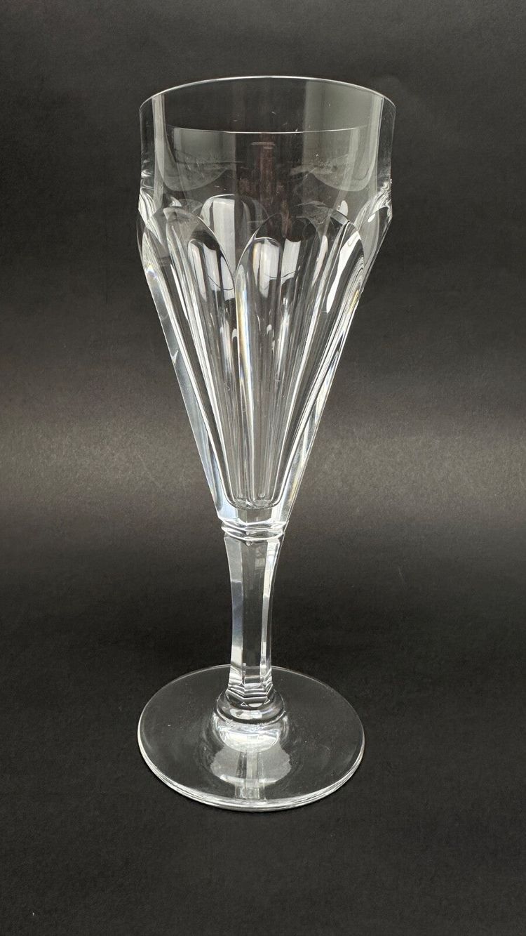 Baccarat, set di 9 flûte da champagne modello Duchesse De Dino
