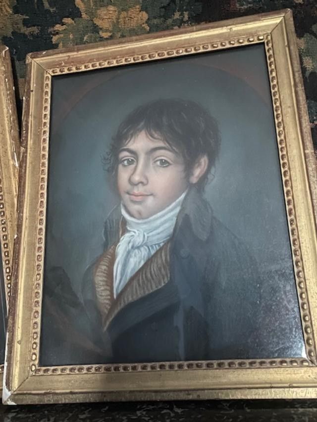 Ein bezauberndes Paar Pastellporträts aus der Directoire-Zeit
