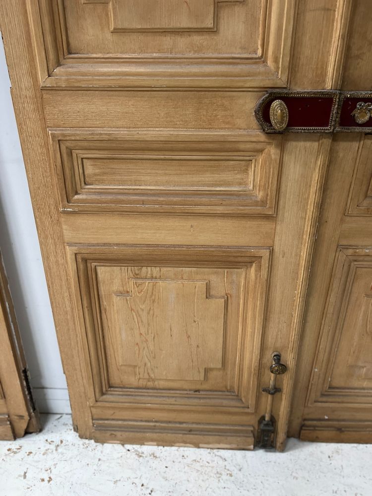 Ein Paar doppelte Durchgangstüren im Haussmann-Stil aus patinierter Eiche, 19. Jahrhundert