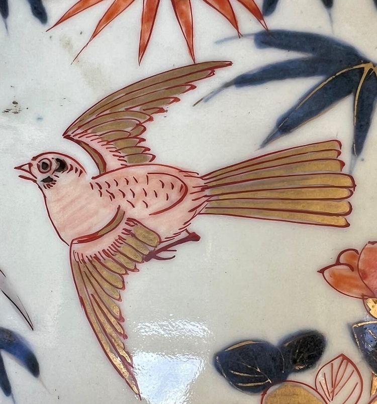 Exceptionnelle et monumentale potiche couverte japonaise en porcelaine d’Arita à décor Imari XVIII è