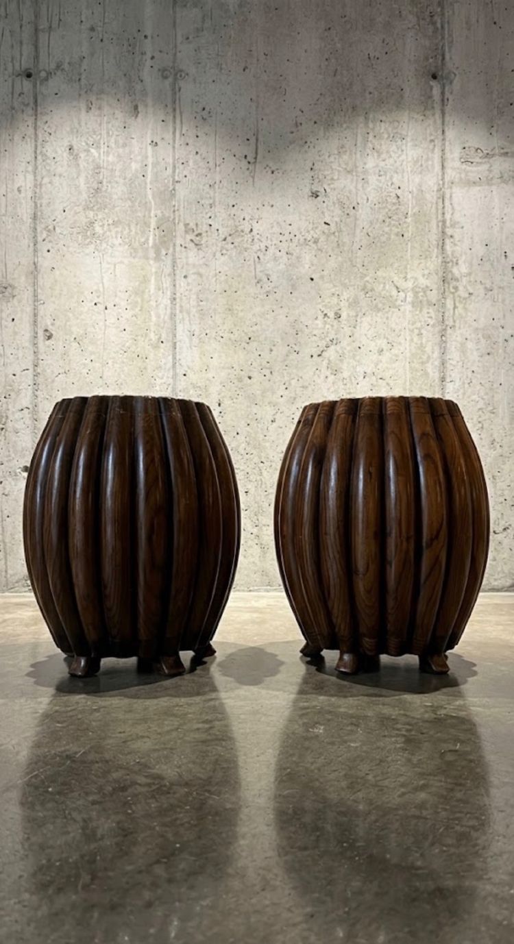 Coppia di sgabelli in legno, CINA, XIX secolo