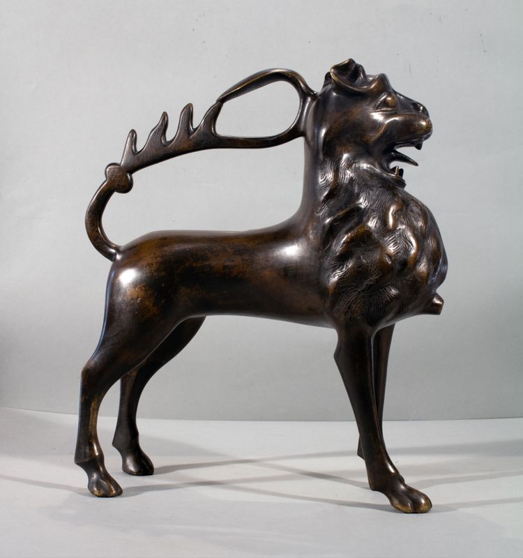Bronze lion-shaped aquamanile (large model). 19th century