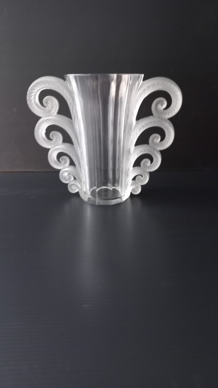 Lalique-Vase, Frankreich, Beauvais, 1 Sprung 