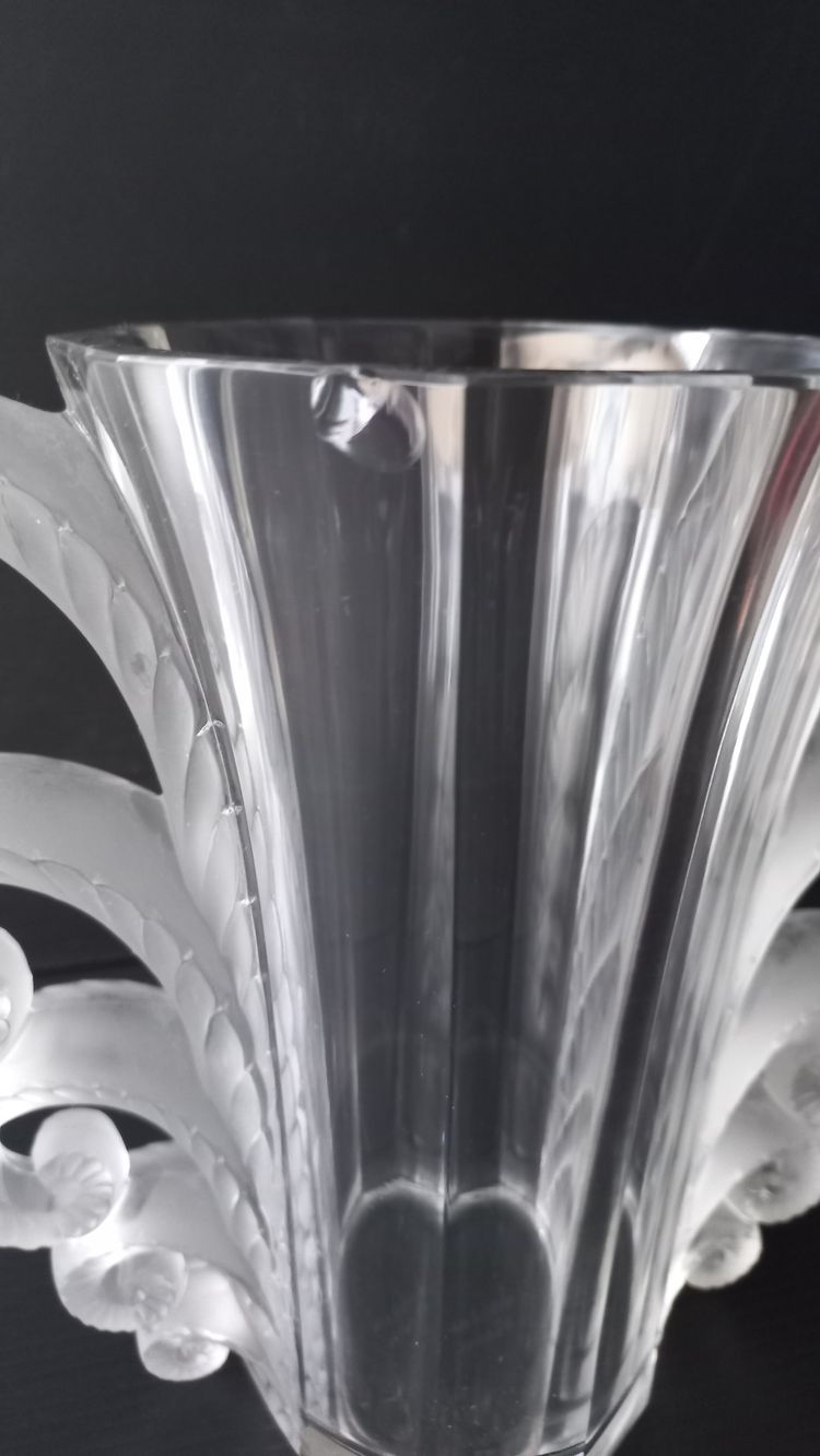 Lalique-Vase, Frankreich, Beauvais, 1 Sprung 