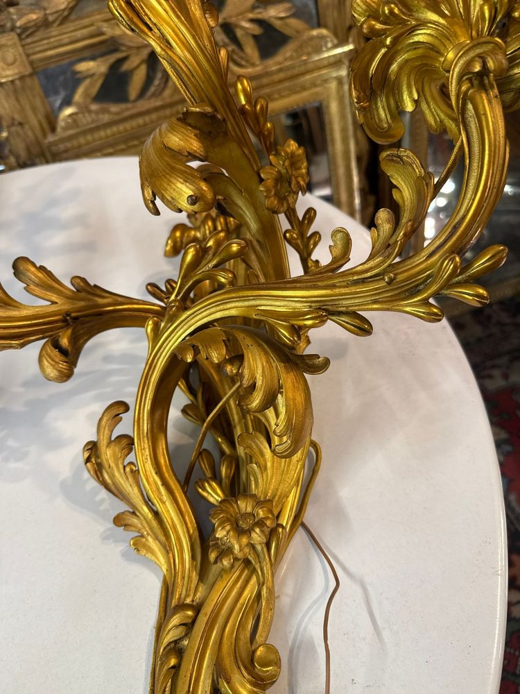 PAIR OF LOUIS XV-STYLE WALL SCONCES