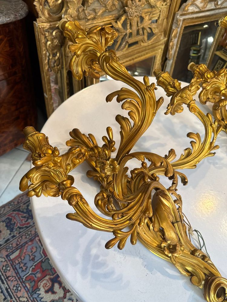 PAIR OF LOUIS XV-STYLE WALL SCONCES