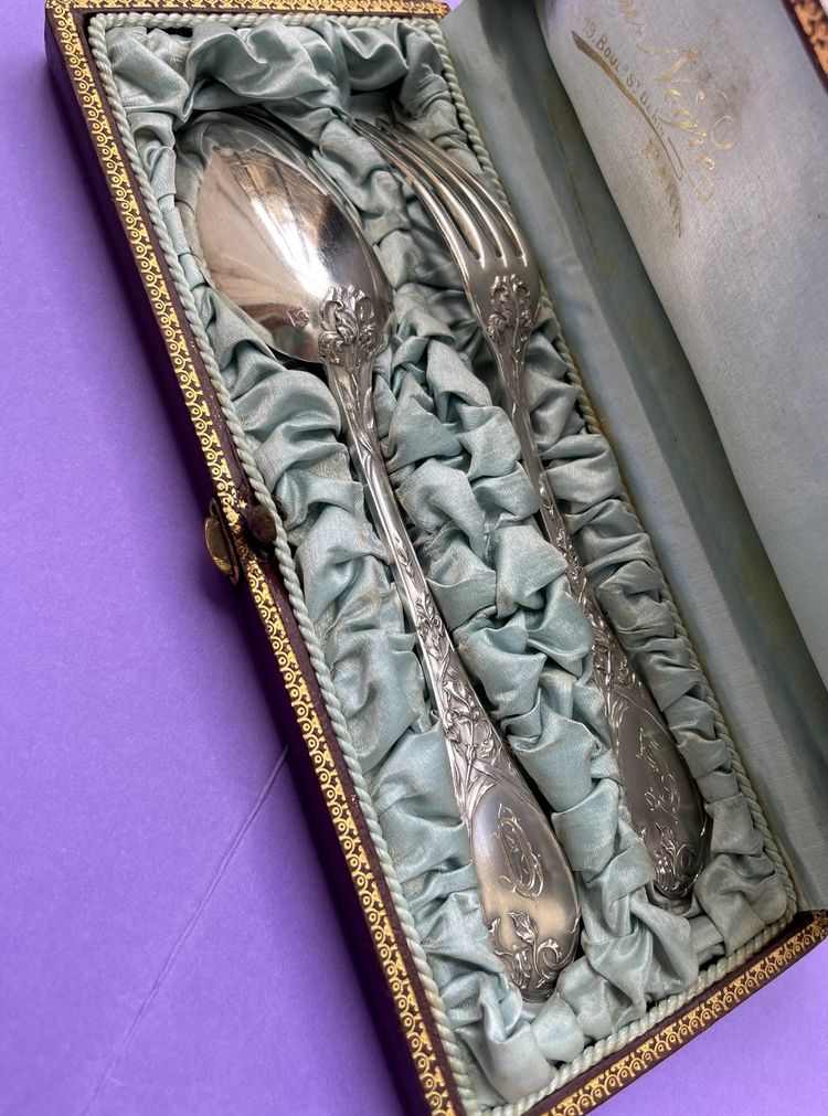 Servizio da dessert in stile Art Nouveau.