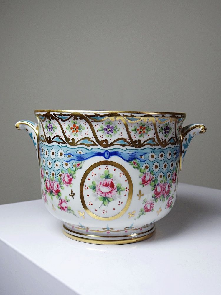 Vaso da fiori d'epoca in porcellana di Limoges dipinto a mano, M. Carpezat, 1900-1930