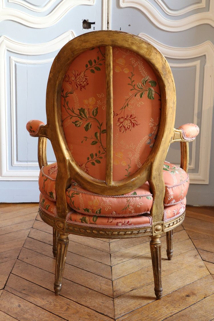 Ein Satz von vier Louis-XVI-Sesseln von Nadal l'Ainé