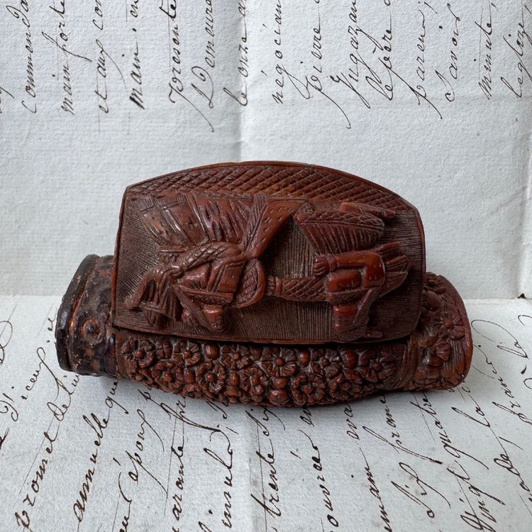 19th-century corozo snuffbox depicting a couple; the work of a convict