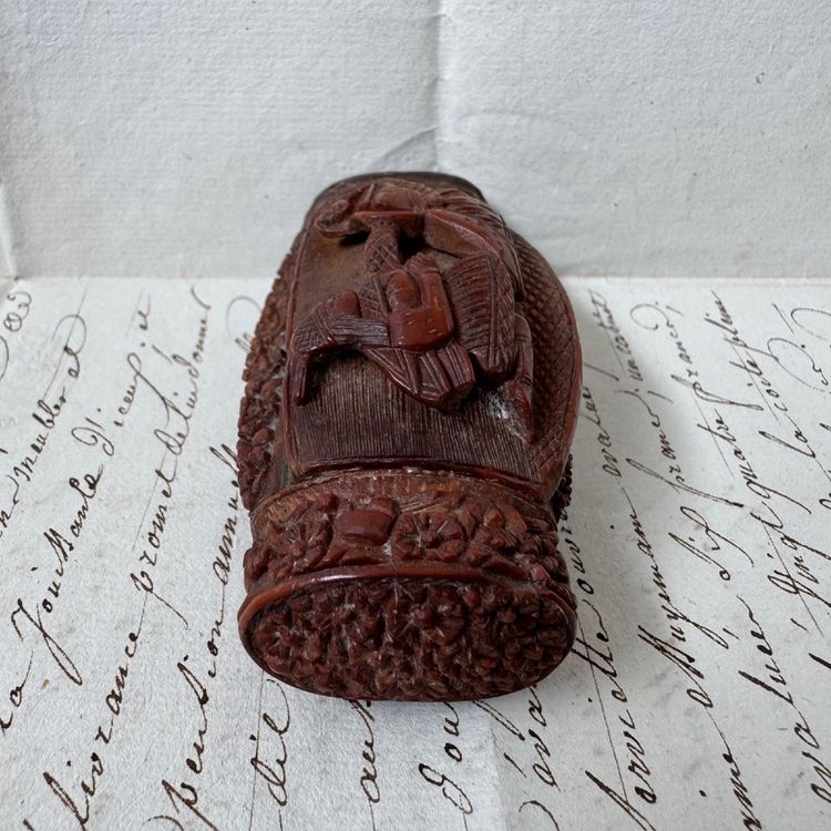19th-century corozo snuffbox depicting a couple; the work of a convict