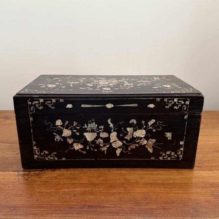 Coffret incrusté de nacre Chine Vietnam fin XIXe