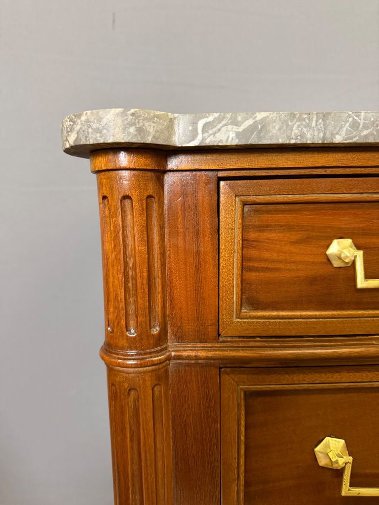 Commode Louis XVI XIXème en Noyer