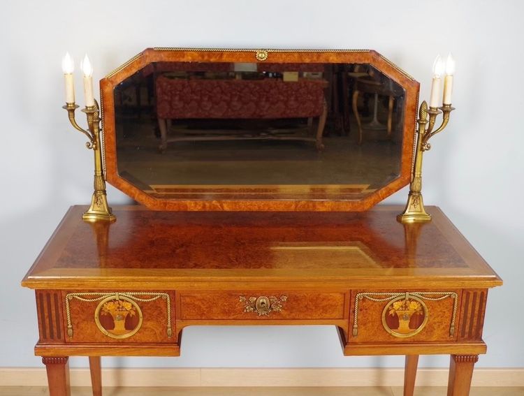 Louis XVI-style dressing table in mahogany, Amboina burl, and gilded bronze, circa 1900