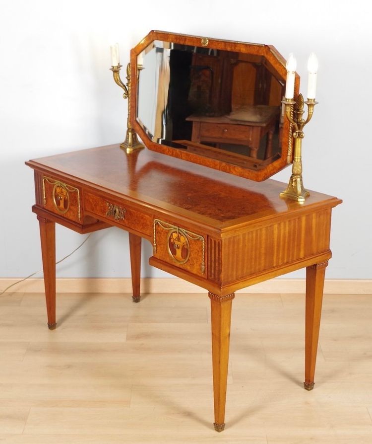 Louis XVI-style dressing table in mahogany, Amboina burl, and gilded bronze, circa 1900