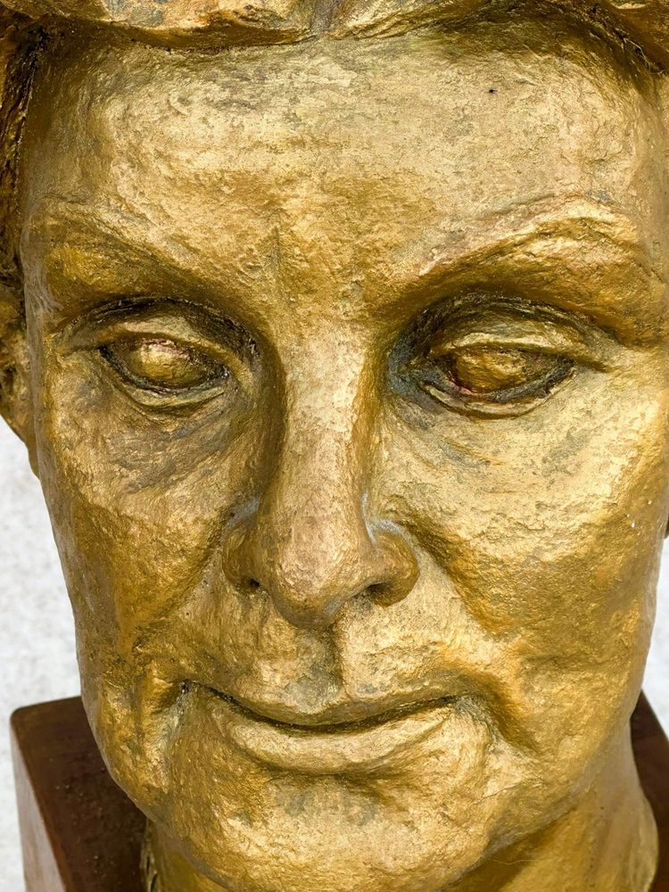 Gold-plated resin head