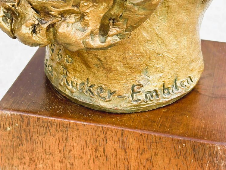 Gold-plated resin head