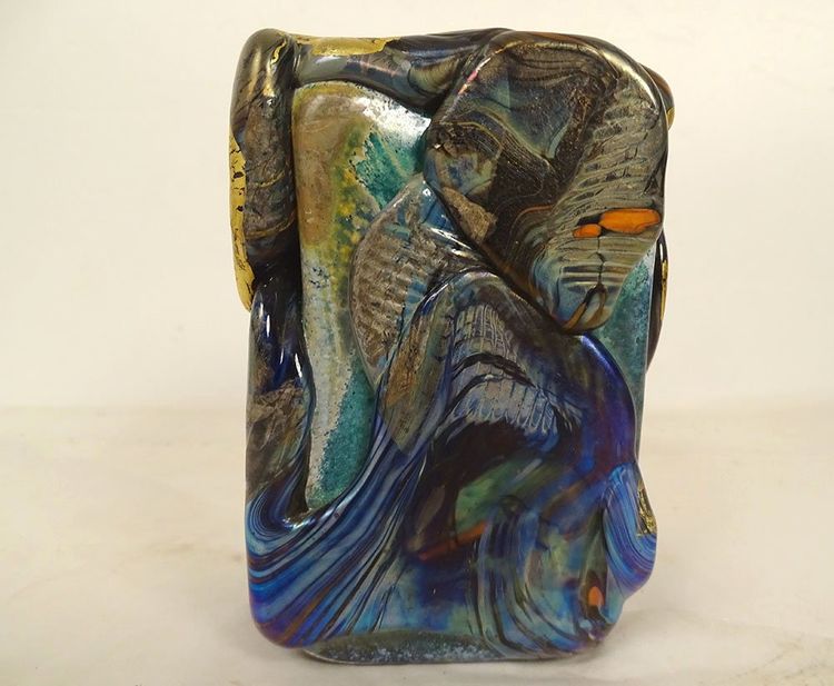 Compression sculpture, paperweight by Jean-Claude Novaro, glass with gold leaf