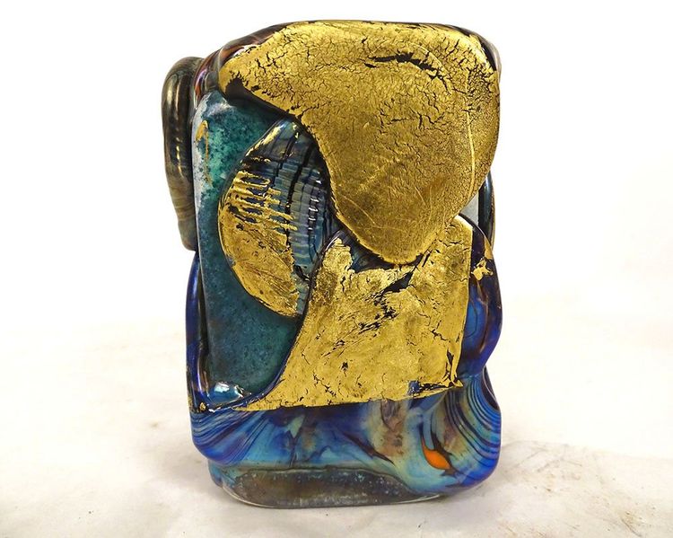 Compression sculpture, paperweight by Jean-Claude Novaro, glass with gold leaf