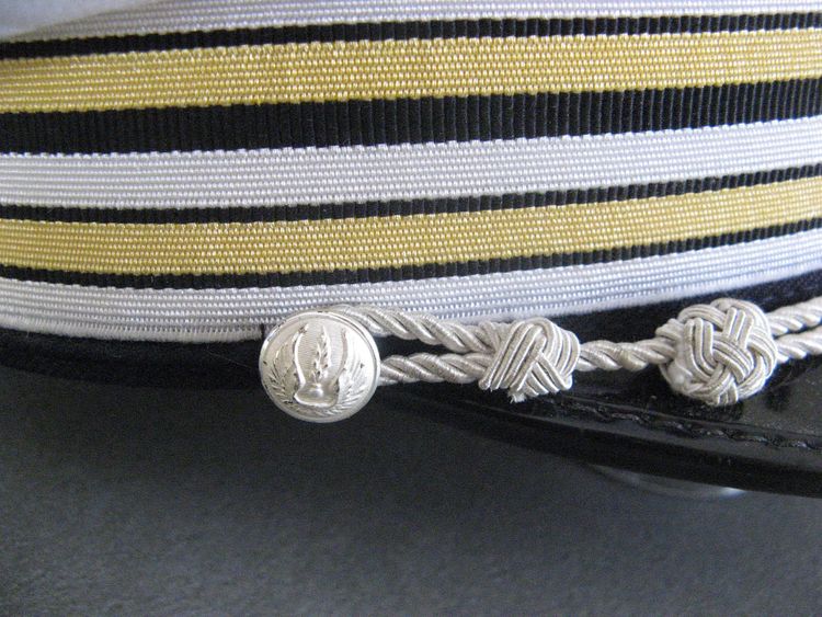 Senior Officer's Cap – Lieutenant Colonel, Air Gendarmerie.