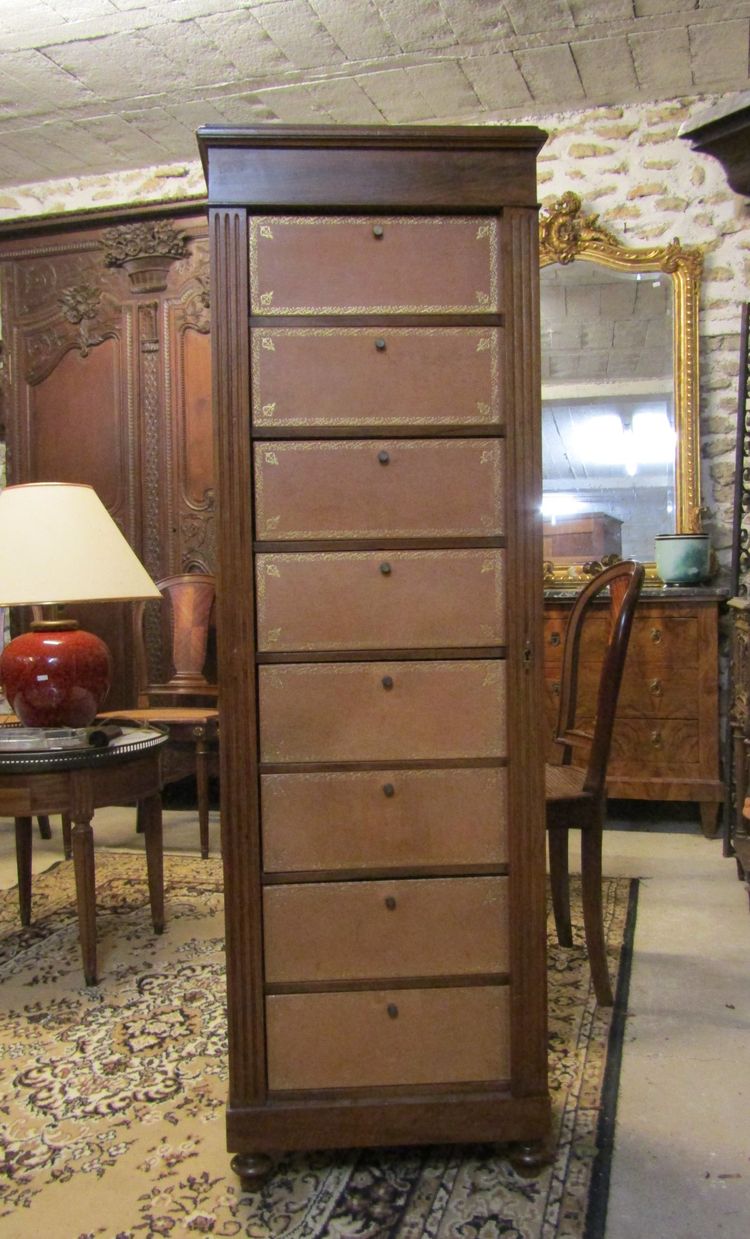 Scatola in legno di noce