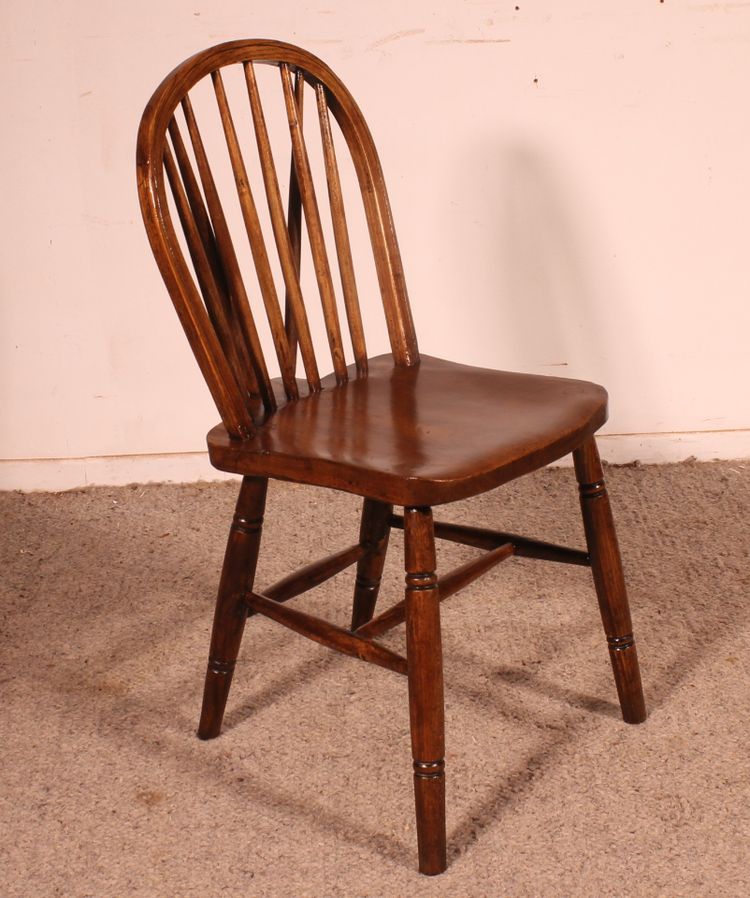 Série De 6 Chaises Windsor Du 19° Siècle