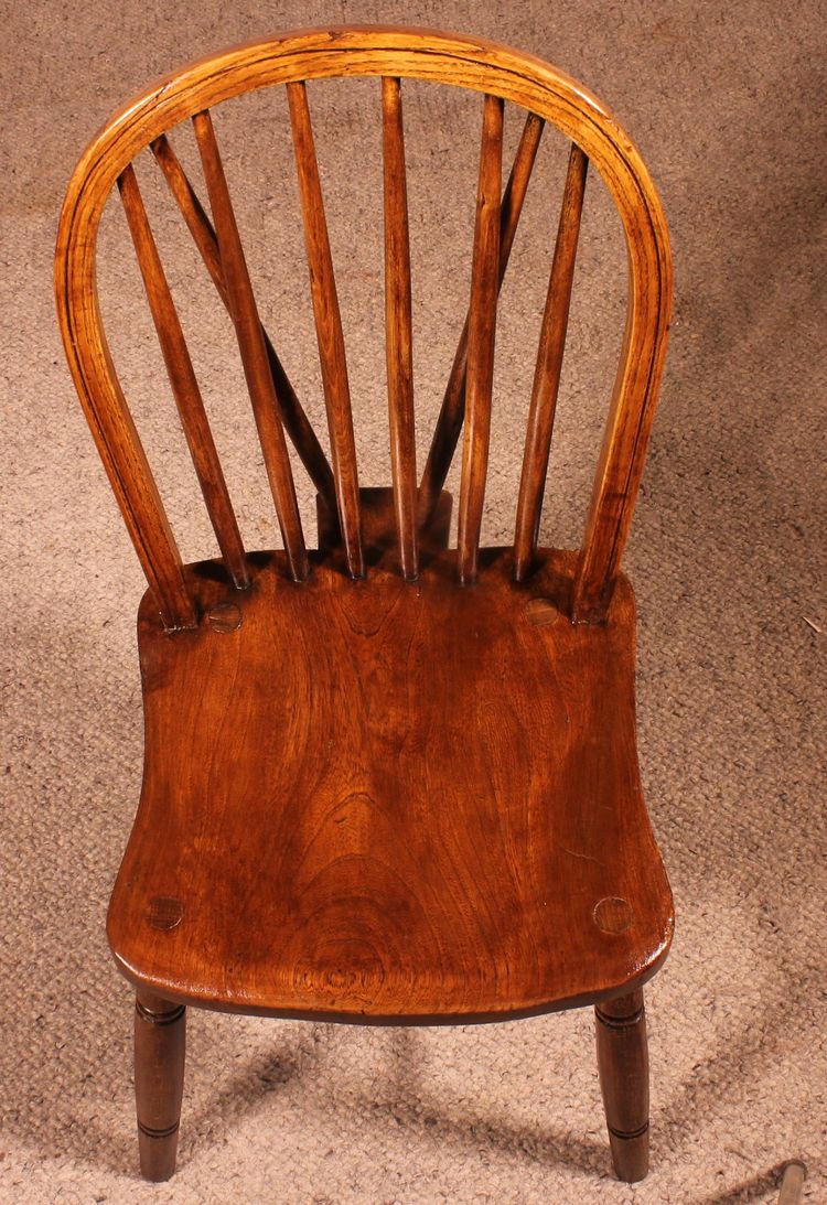 Série De 6 Chaises Windsor Du 19° Siècle