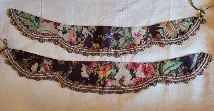 Pair of curtain tiebacks, Napoleon III period