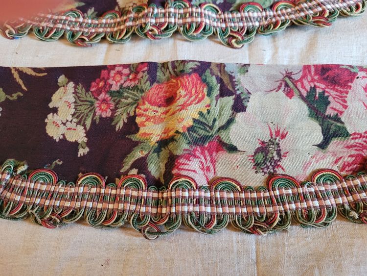 Pair of curtain tiebacks, Napoleon III period