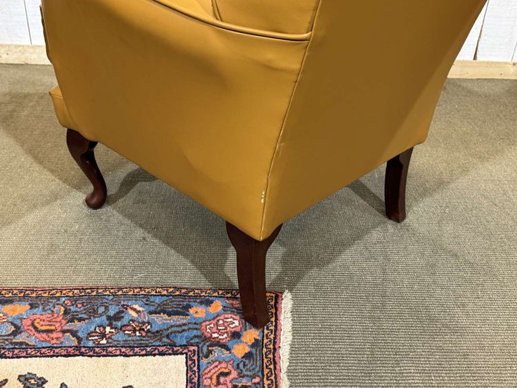 Paire de fauteuil anglais à oreilles des années 1980 en cuir 