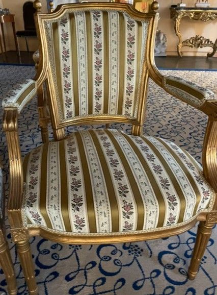 Fauteuils cabriolets d'époque LOUIS XVI