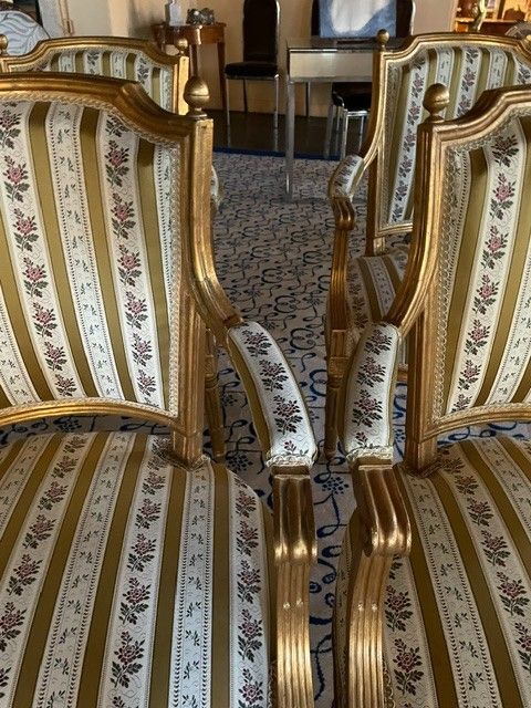 Fauteuils cabriolets d'époque LOUIS XVI
