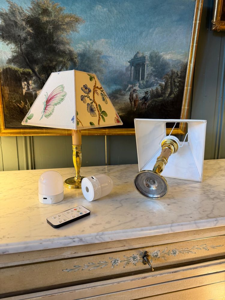 Pair of cordless lamps, Height 31.5 cm