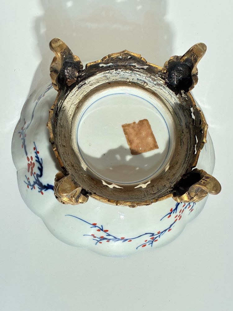 Imari porcelain bowl, Japan, 19th century