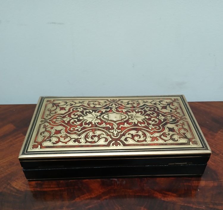 Boulle marquetry box
