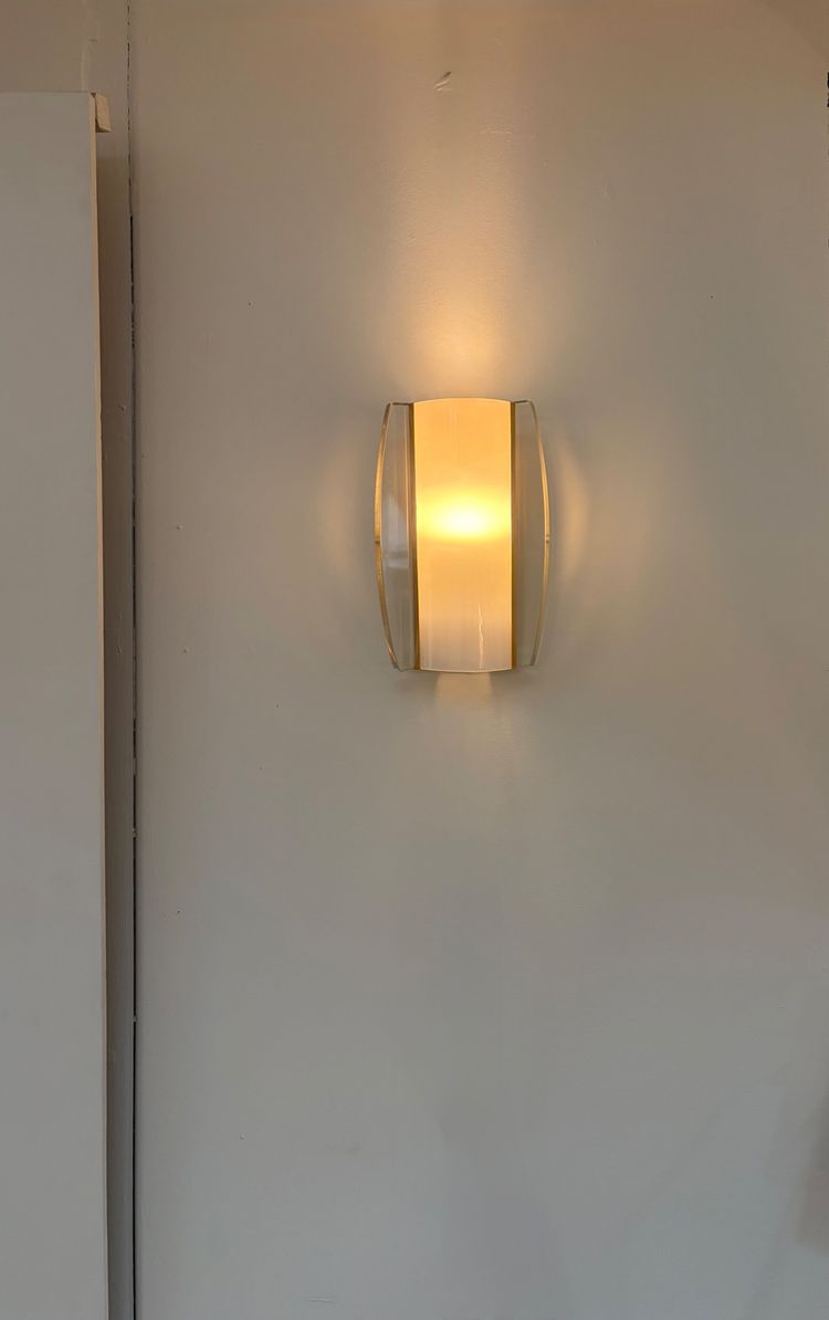 OPALINE AND GLASS WALL SCONCE, ITALY, CIRCA 1970.