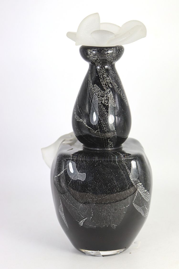 Patrick LEPAGE, master glassmaker (1949–2015) Large glass bottle, signed