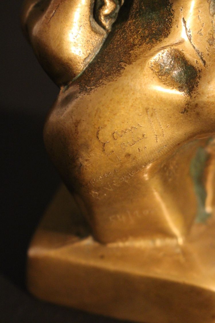 Sculpture by Camille Garbell