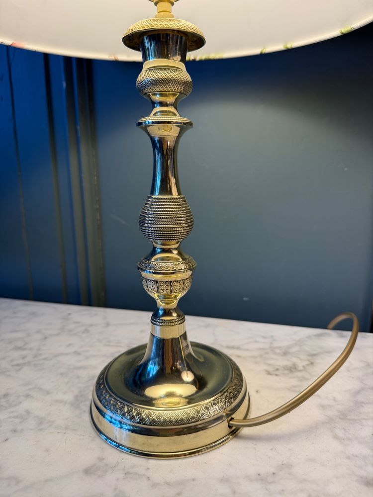 Coppia di lampade in bronzo, altezza 41,5 cm