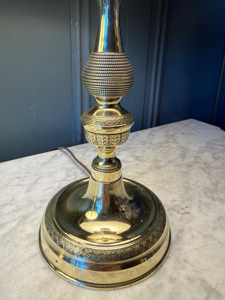 Coppia di lampade in bronzo, altezza 41,5 cm